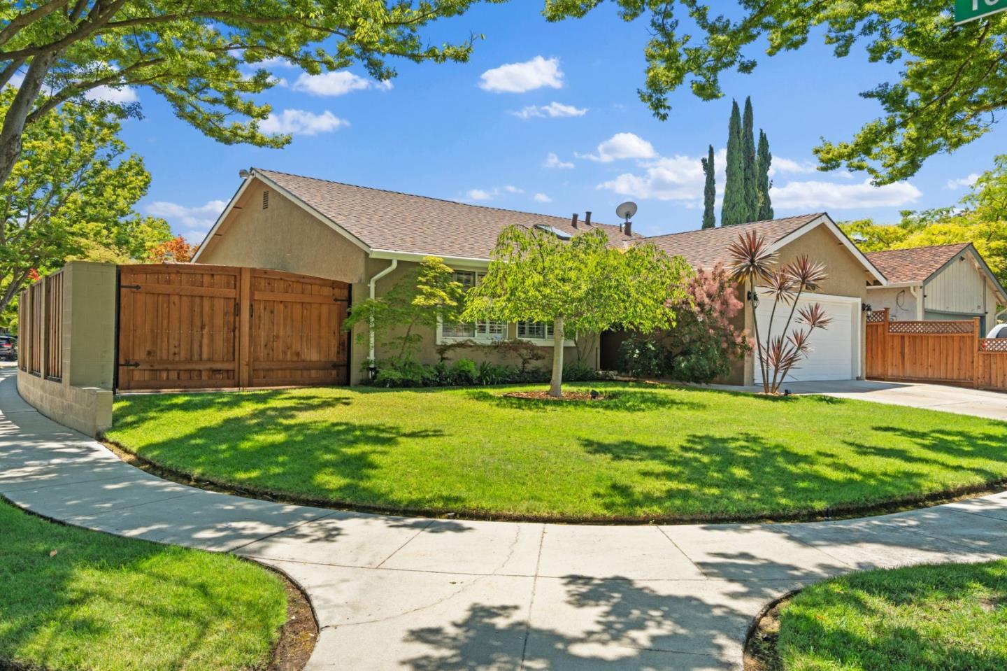 Property Photo: 6230 Mahan Drive CA 95123
