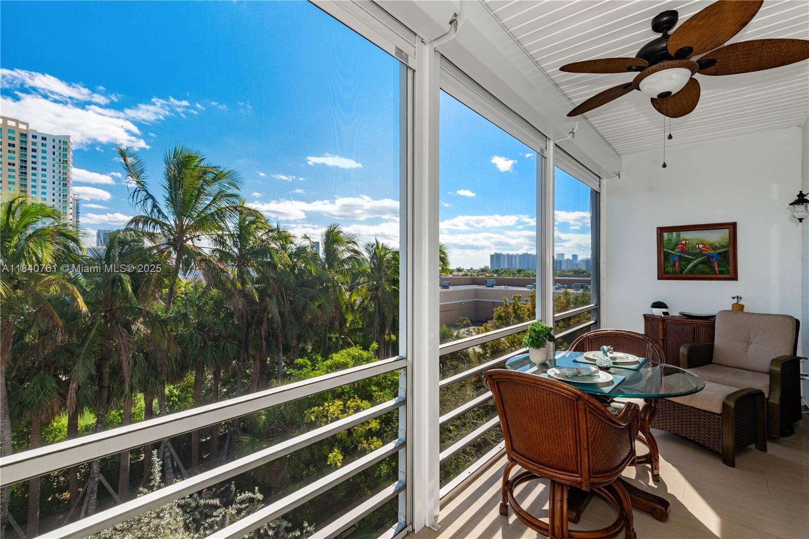Property Photo: 200 NE 14th Ave 524 FL 33009