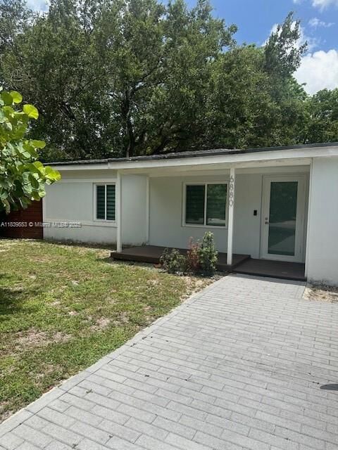 Property Photo:  6880 SW 77th Ter 0  FL 33143 