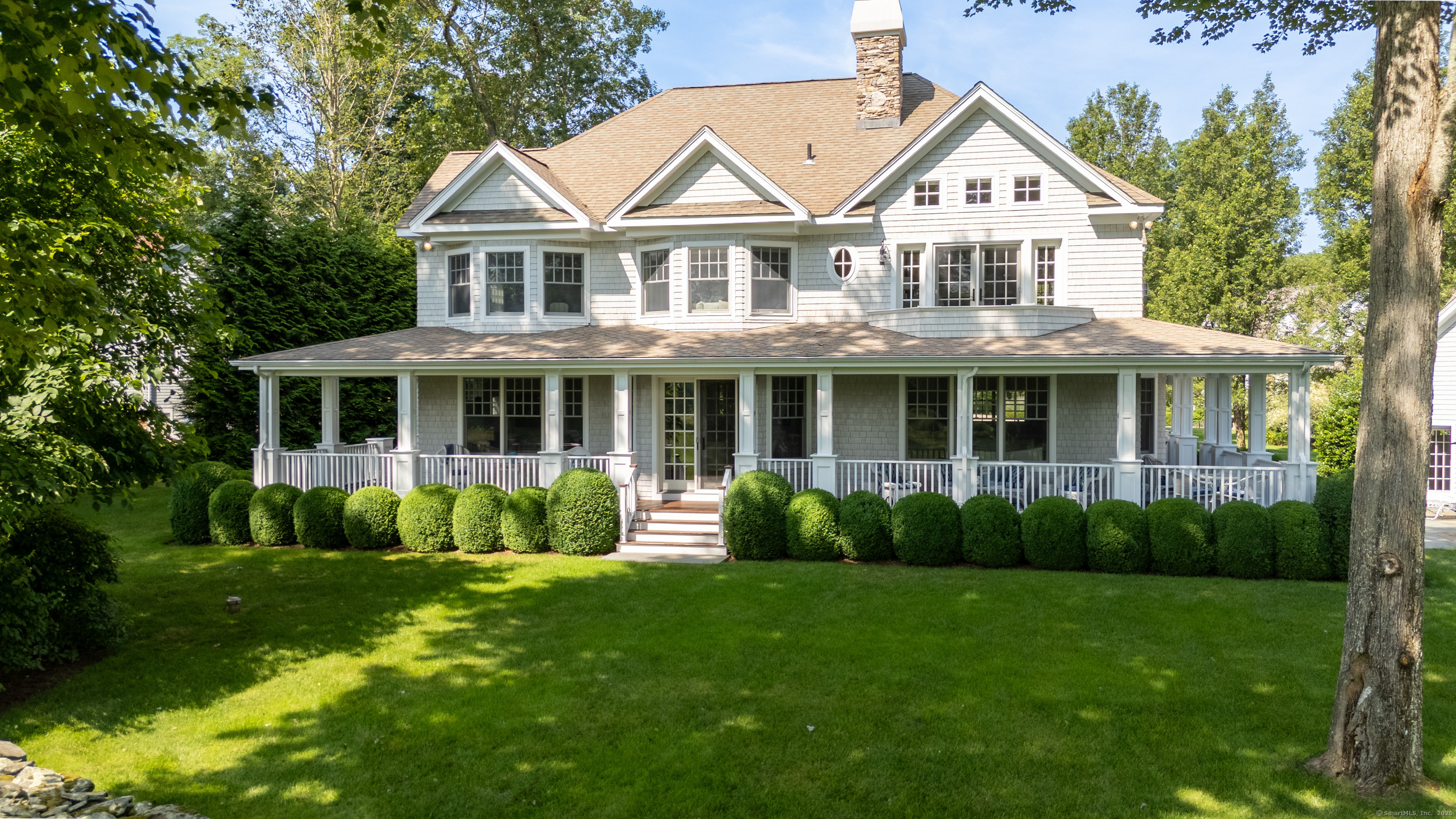Property Photo: 206 Fox Hopyard Road CT 06423