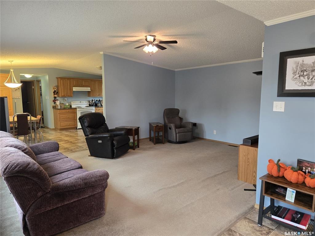 Property Photo:  112 2nd Avenue  SK S0L 2E0 