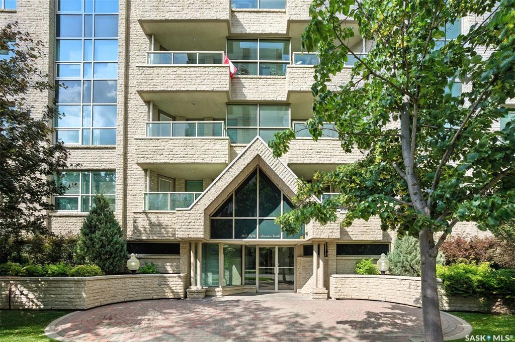 Property Photo: 303 5th Avenue N 406 SK S7K 2P6