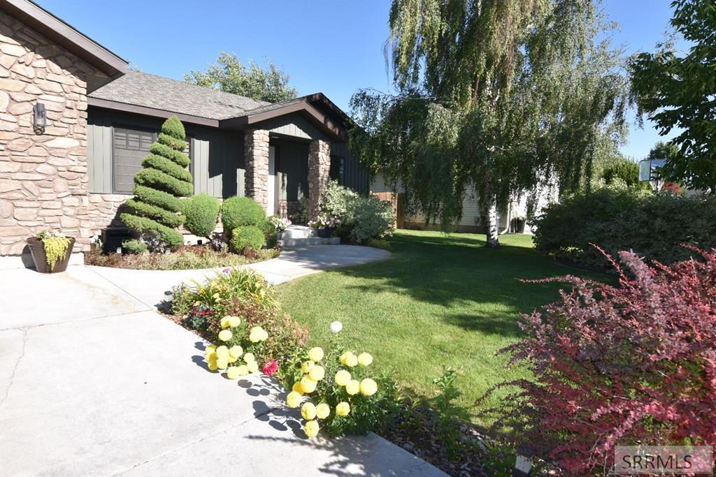 Property Photo: 3975 Otter Trail ID 83404