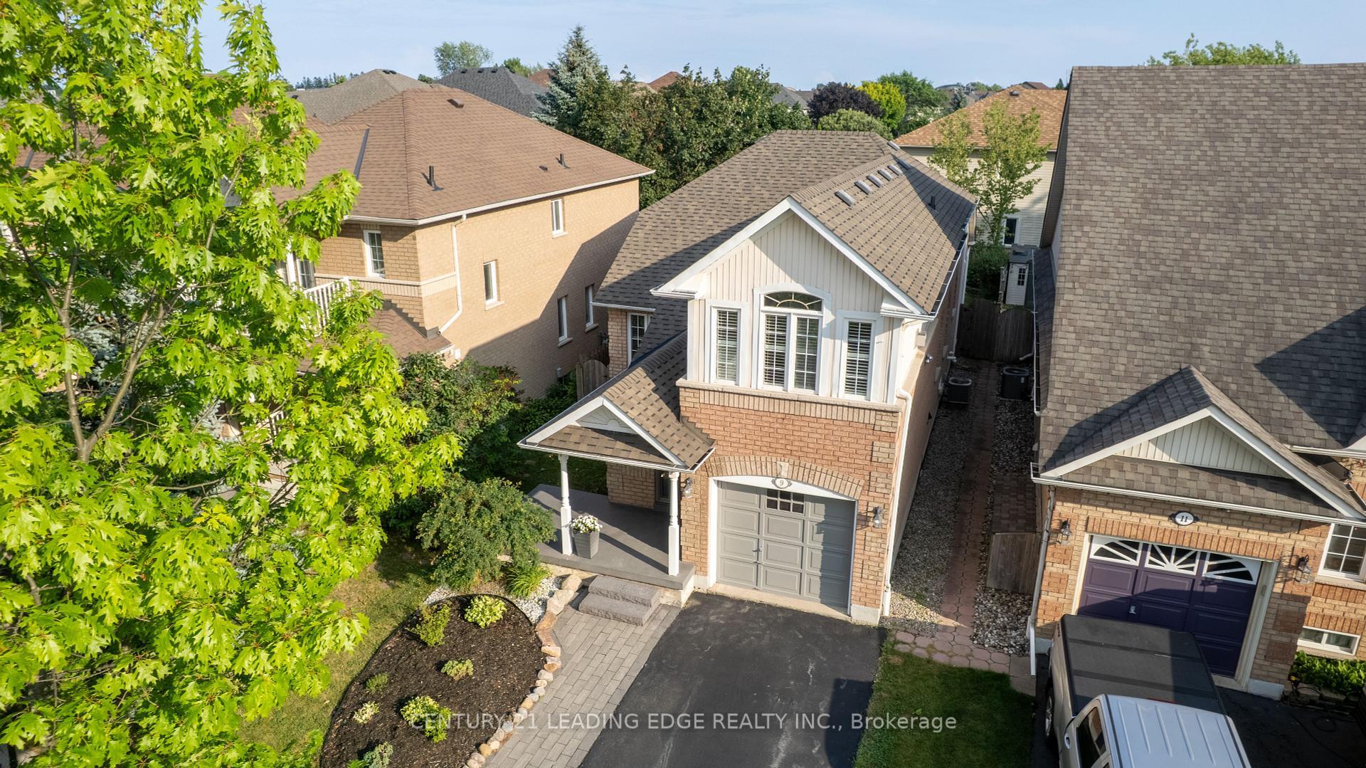 Property Photo: 9 Portage Trail ON L1N 9R4