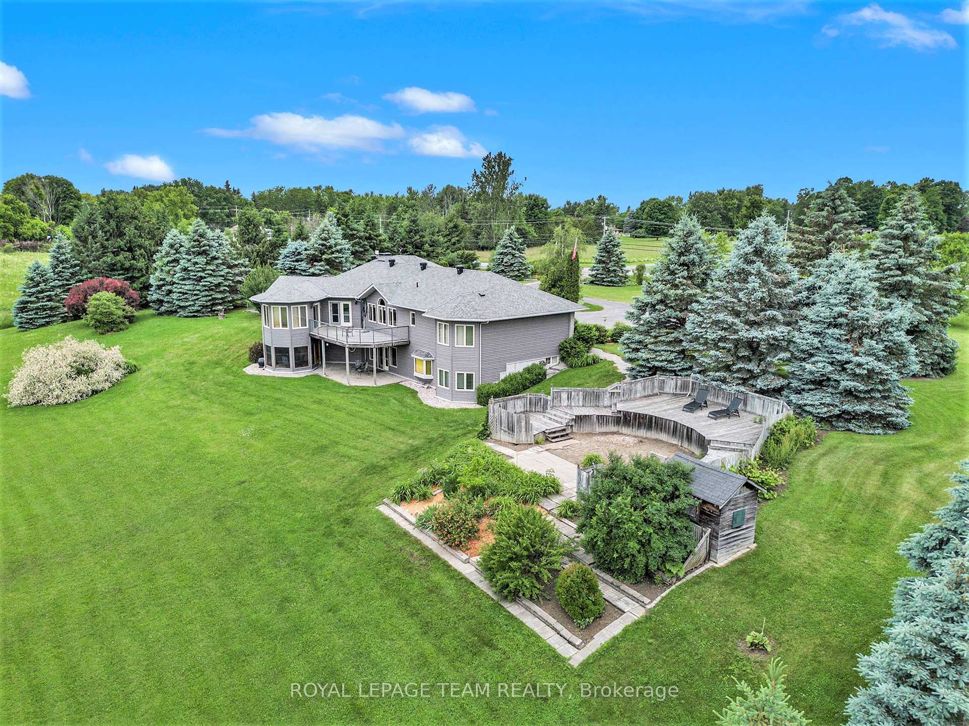 Photo de la propriété: 2124 Cty Rd 18 Road S ON K0G 1J0