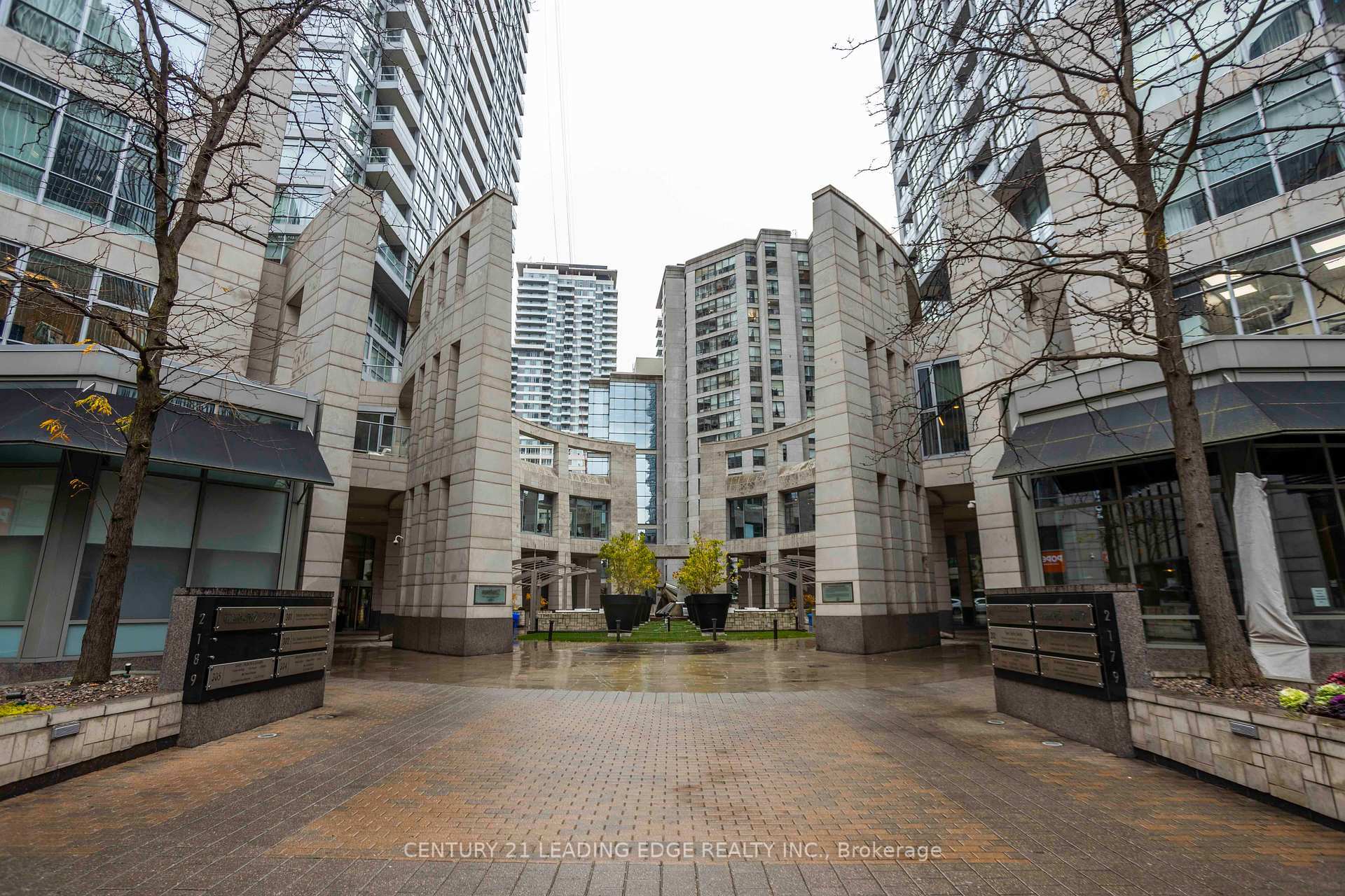 Property Photo: 2191 Yonge Street L5 ON M4S 3H8