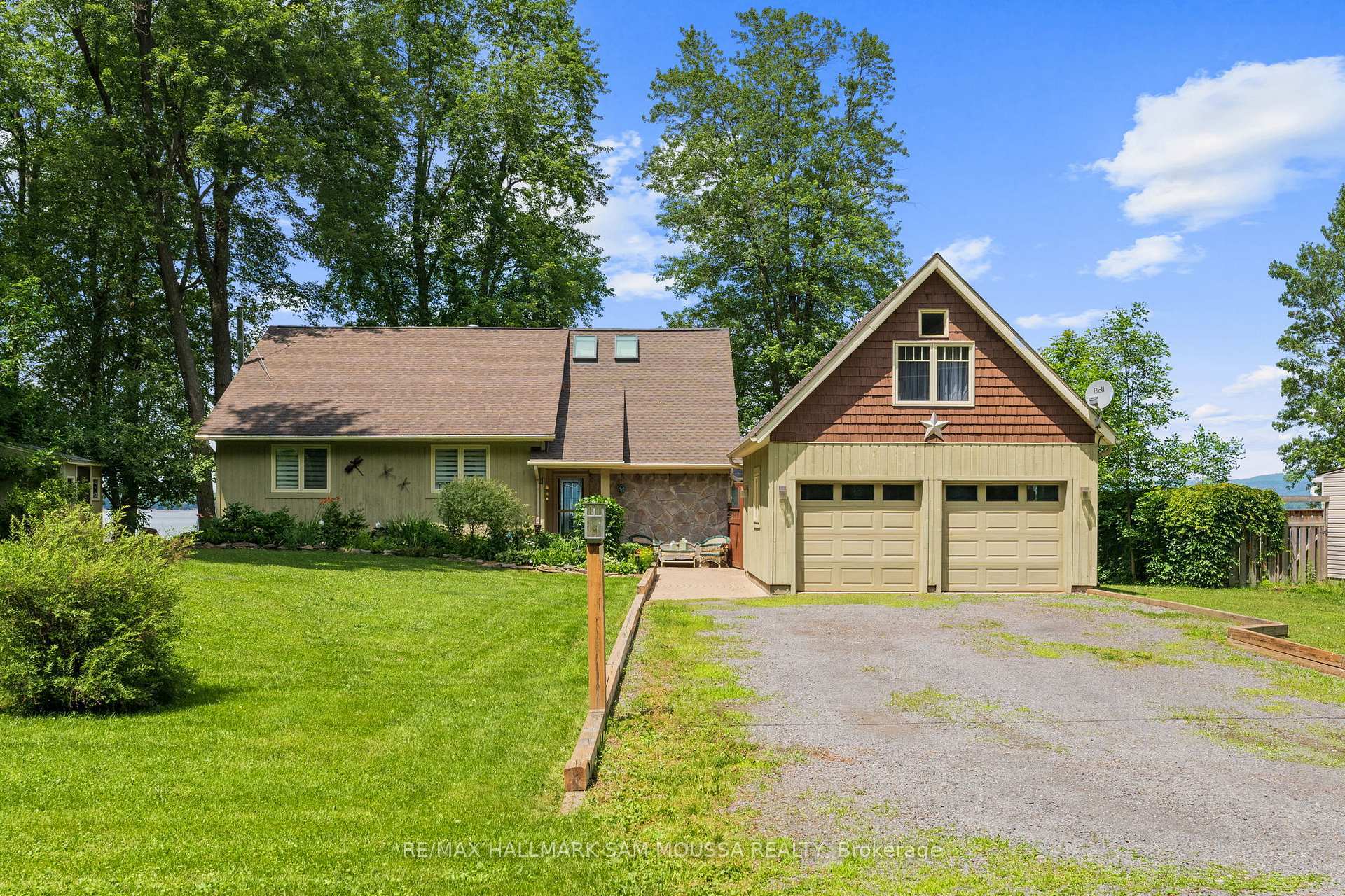 Property Photo: 4350 Armitage Avenue ON K0A 1T0