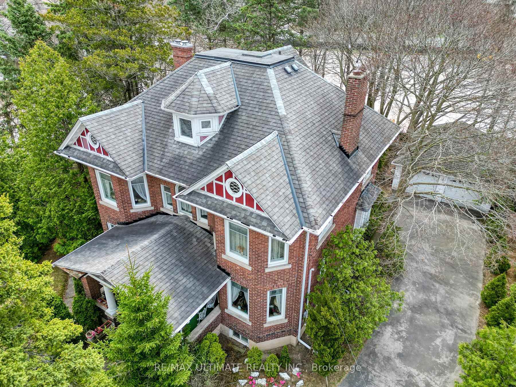 Photo de la propriété: 456 Manse Road ON M1E 3V8