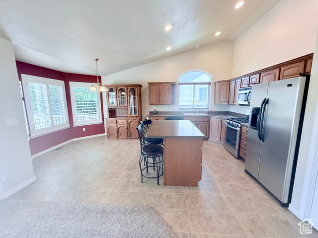 Property Photo: 2205 N 600 E UT 84414