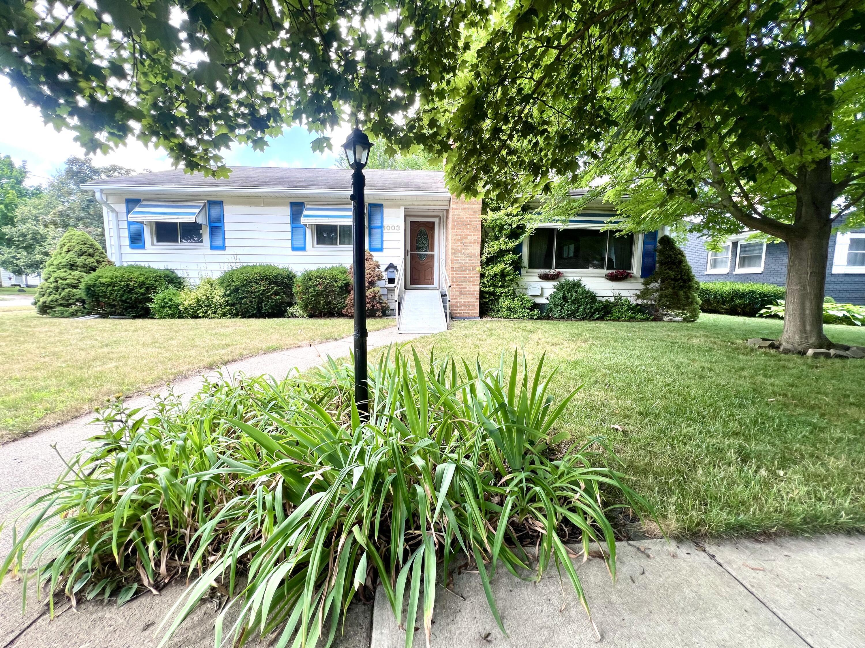 Property Photo: 1003 Ada Street MI 48867