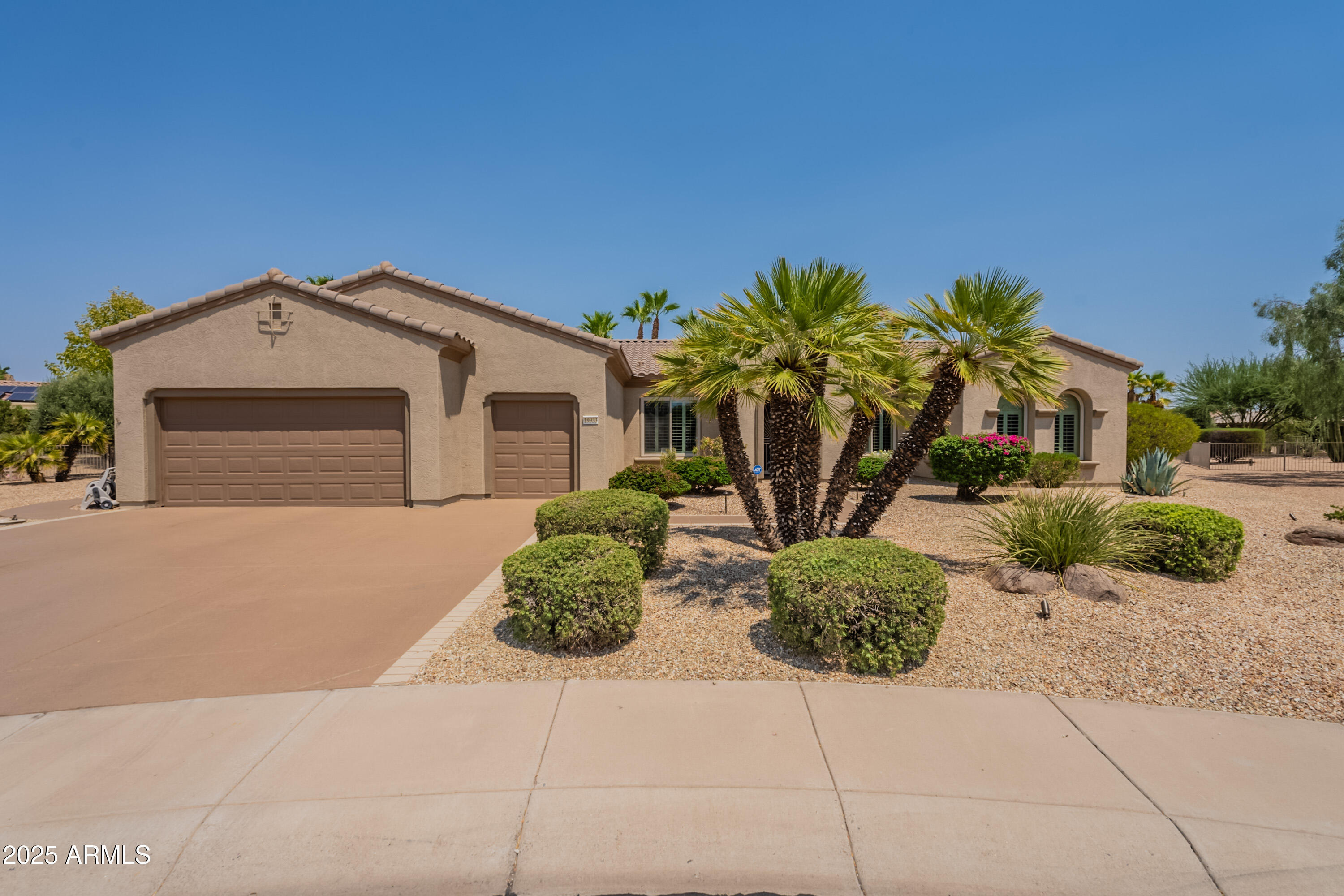 Property Photo: 19933 N Summer Dream Drive AZ 85374