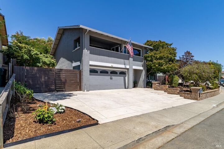 Property Photo: 1229 Monte Vista Court CA 94510