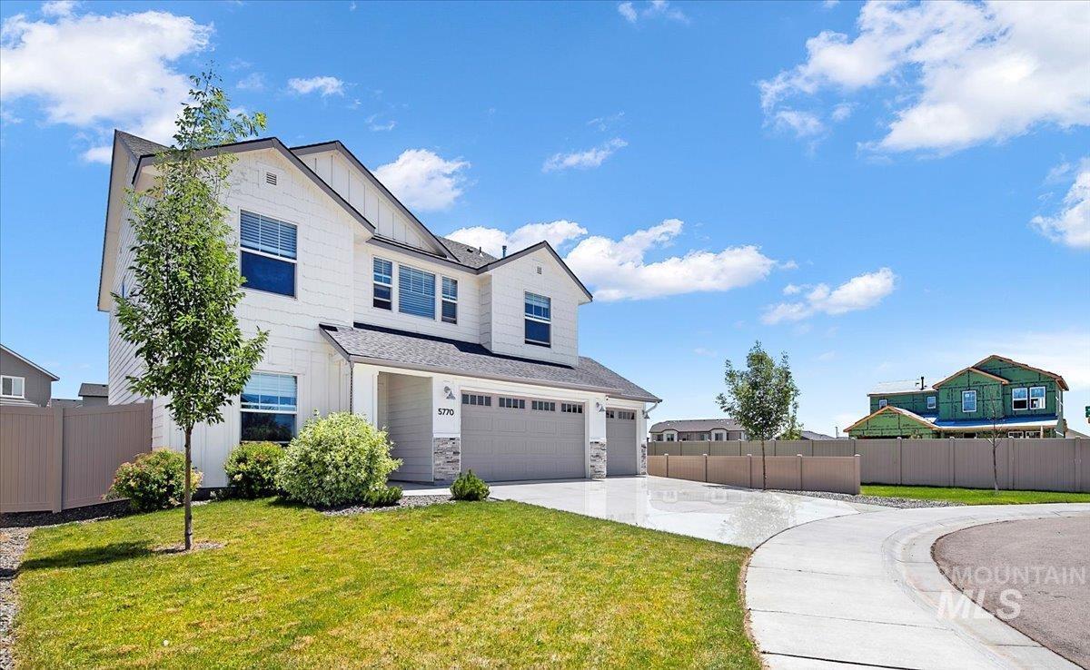 Property Photo:  5770 N. Oakstone Ave  ID 83646 