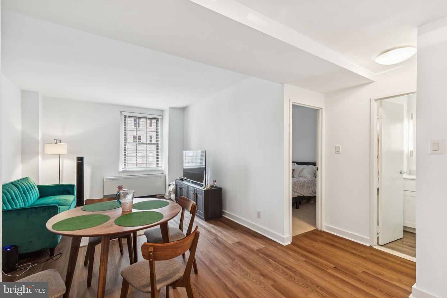 Property Photo:  219 S 18th Street 29 1514  PA 19103 