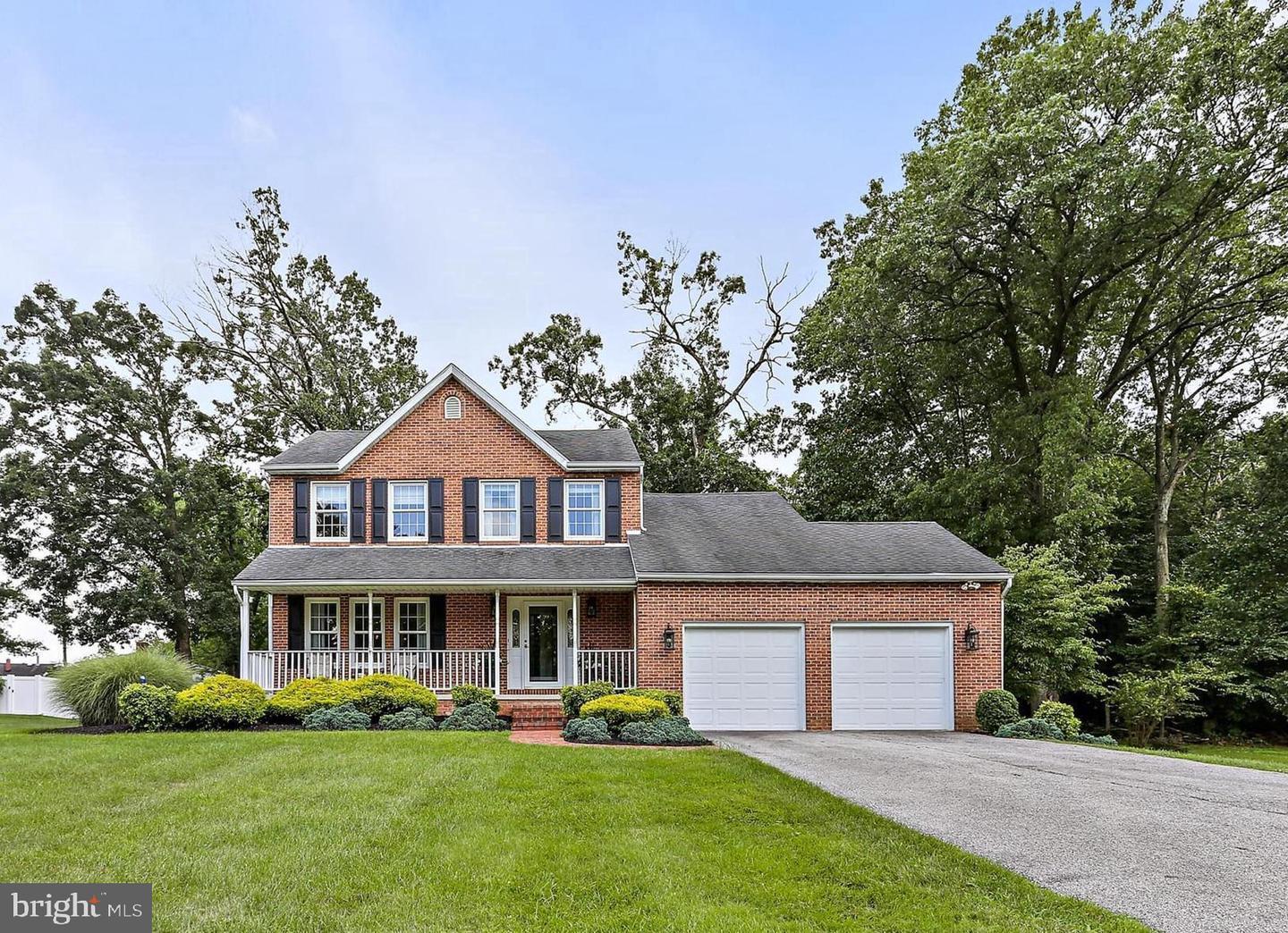 Property Photo: 2111 Stonewall Road MD 21228