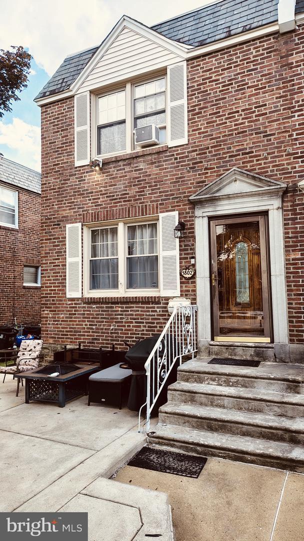 Property Photo: 1802 Arthur Street PA 19152