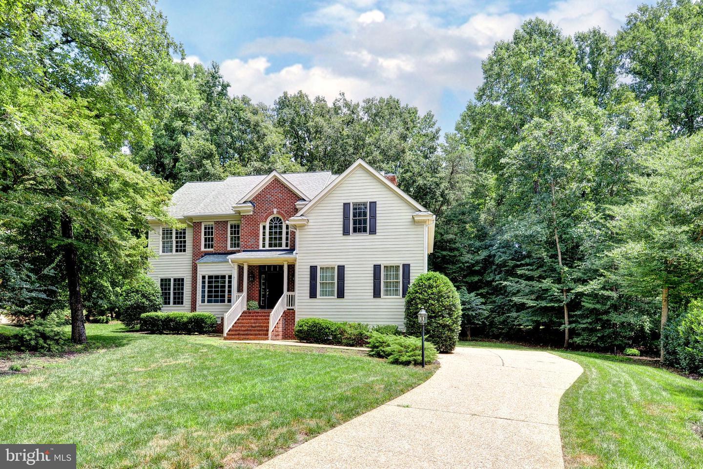 Property Photo: 112 Stone Bridge VA 23188