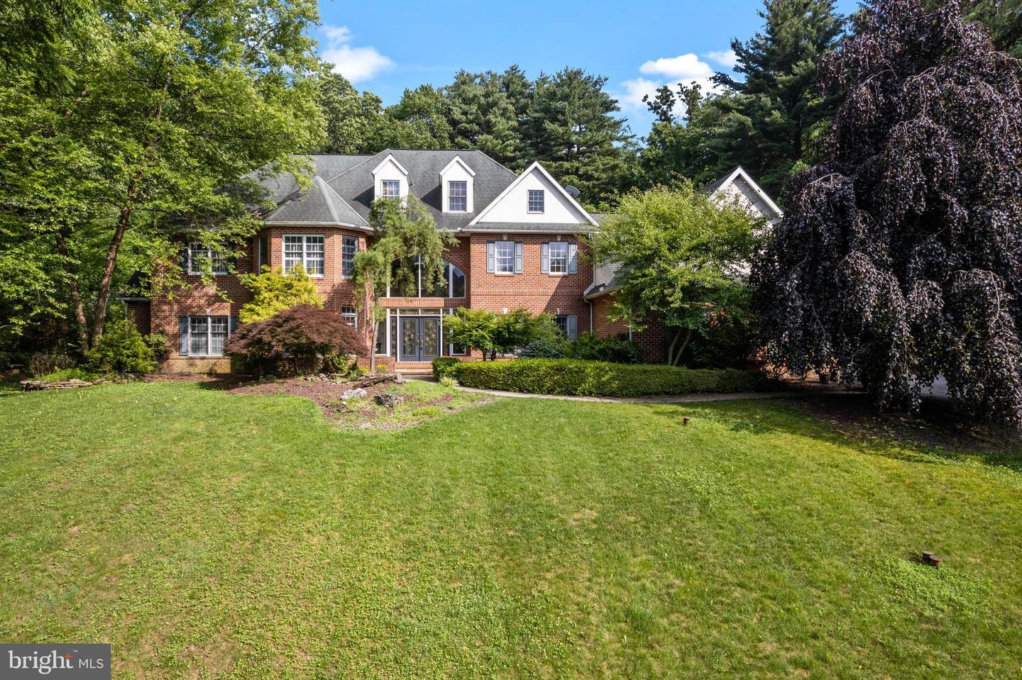 Property Photo: 1238 Hunters Road PA 19540