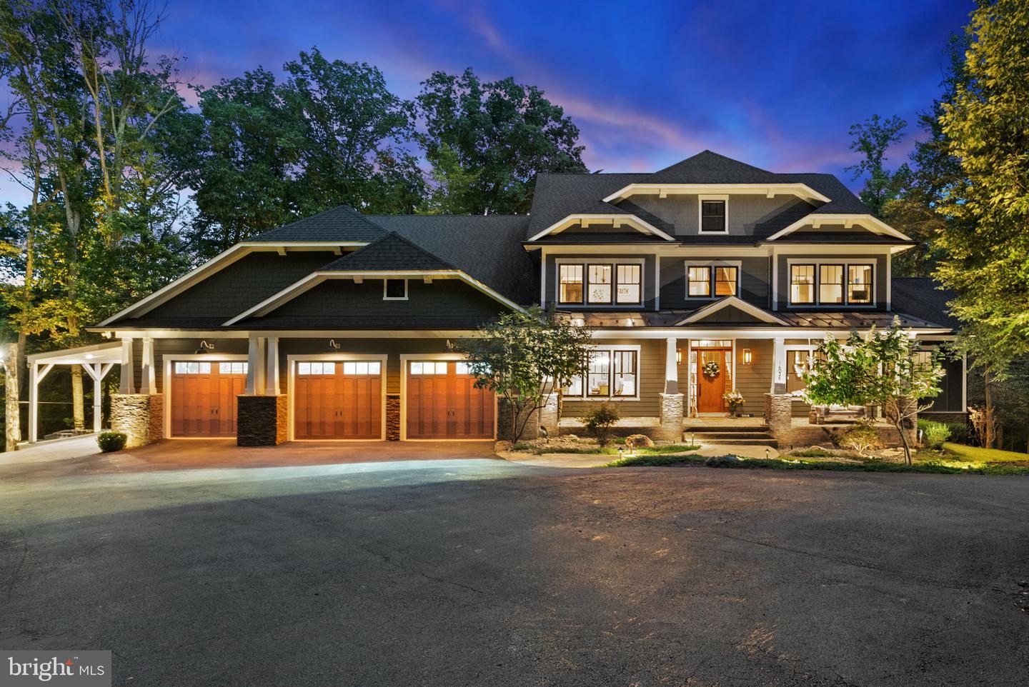 Property Photo: 14026 Fern Valley Lane VA 20176