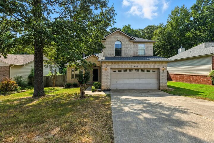 Property Photo: 1400 Westhampton Drive AR 72211