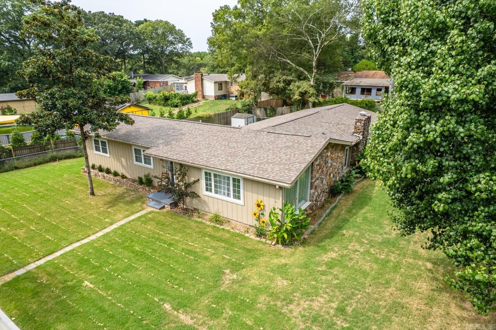 Property Photo:  117 Kingsbrook Street  AR 71901 