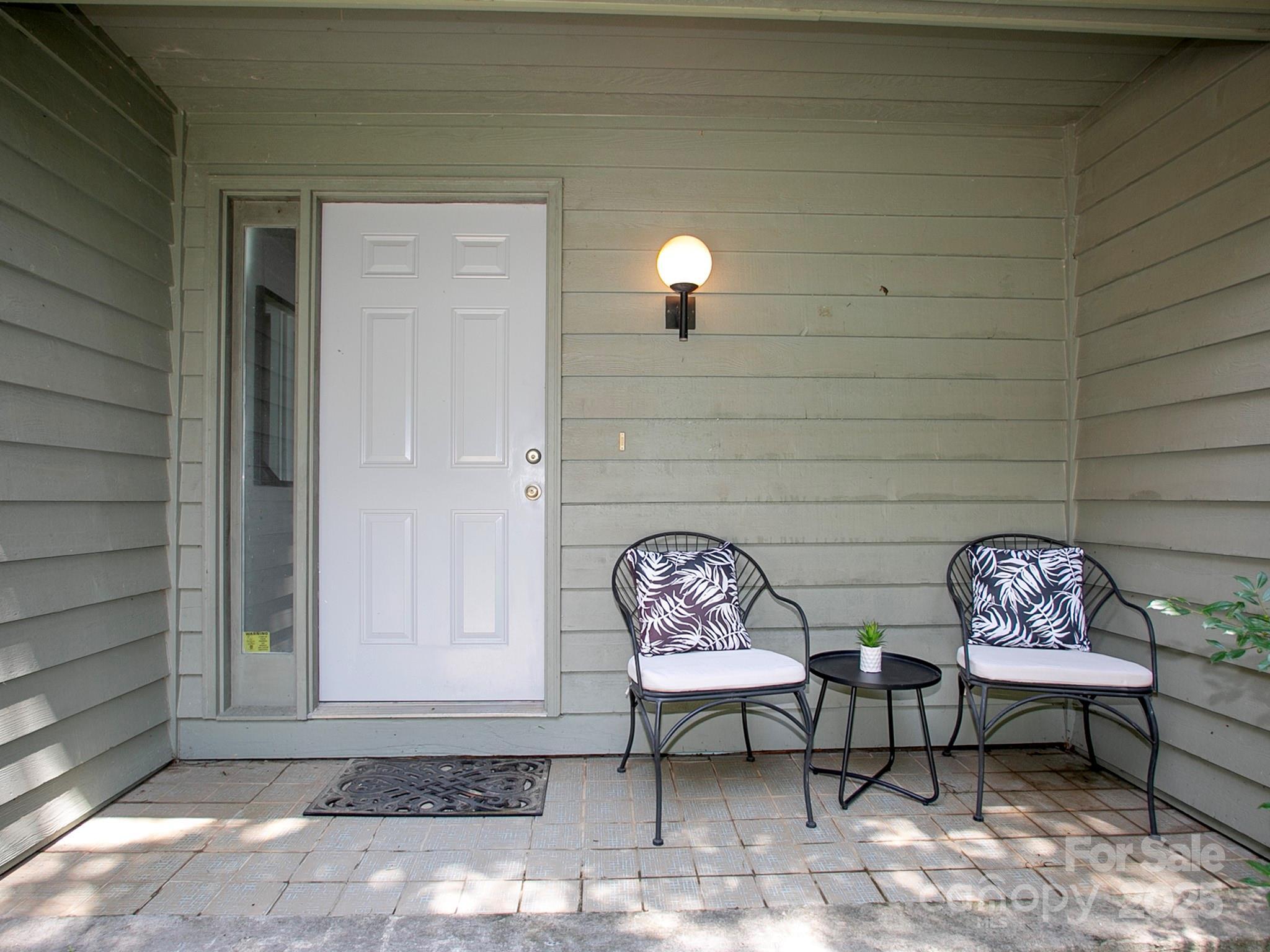 Property Photo: 10401 Andiron Drive NC 28105