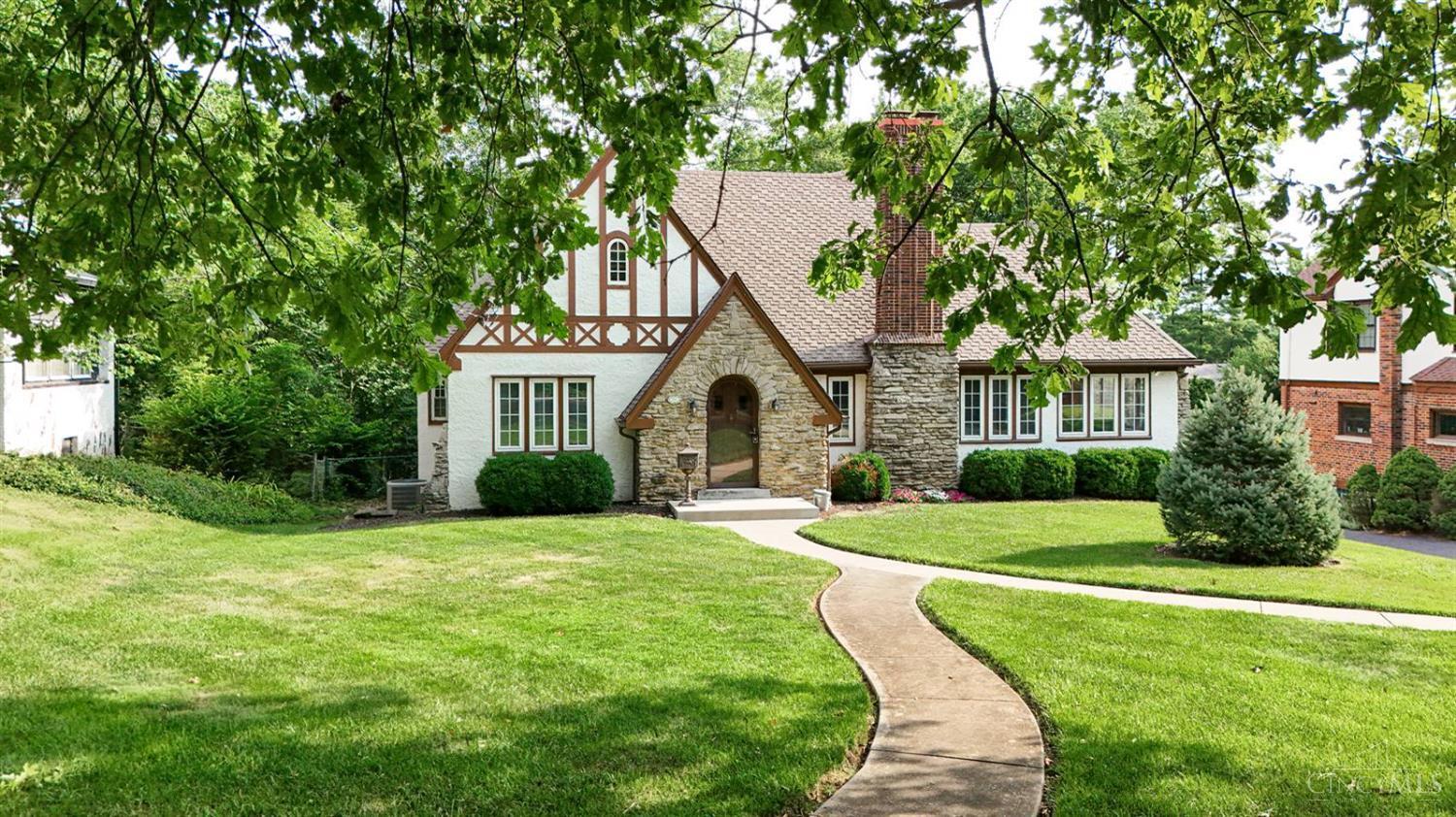 Property Photo:  34 Fleming Road  OH 45215 