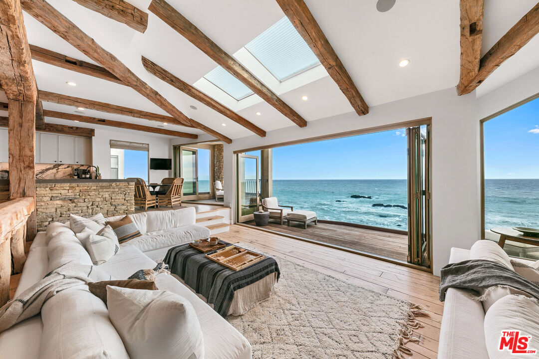 Property Photo:  24920 Malibu Rd  CA 90265 