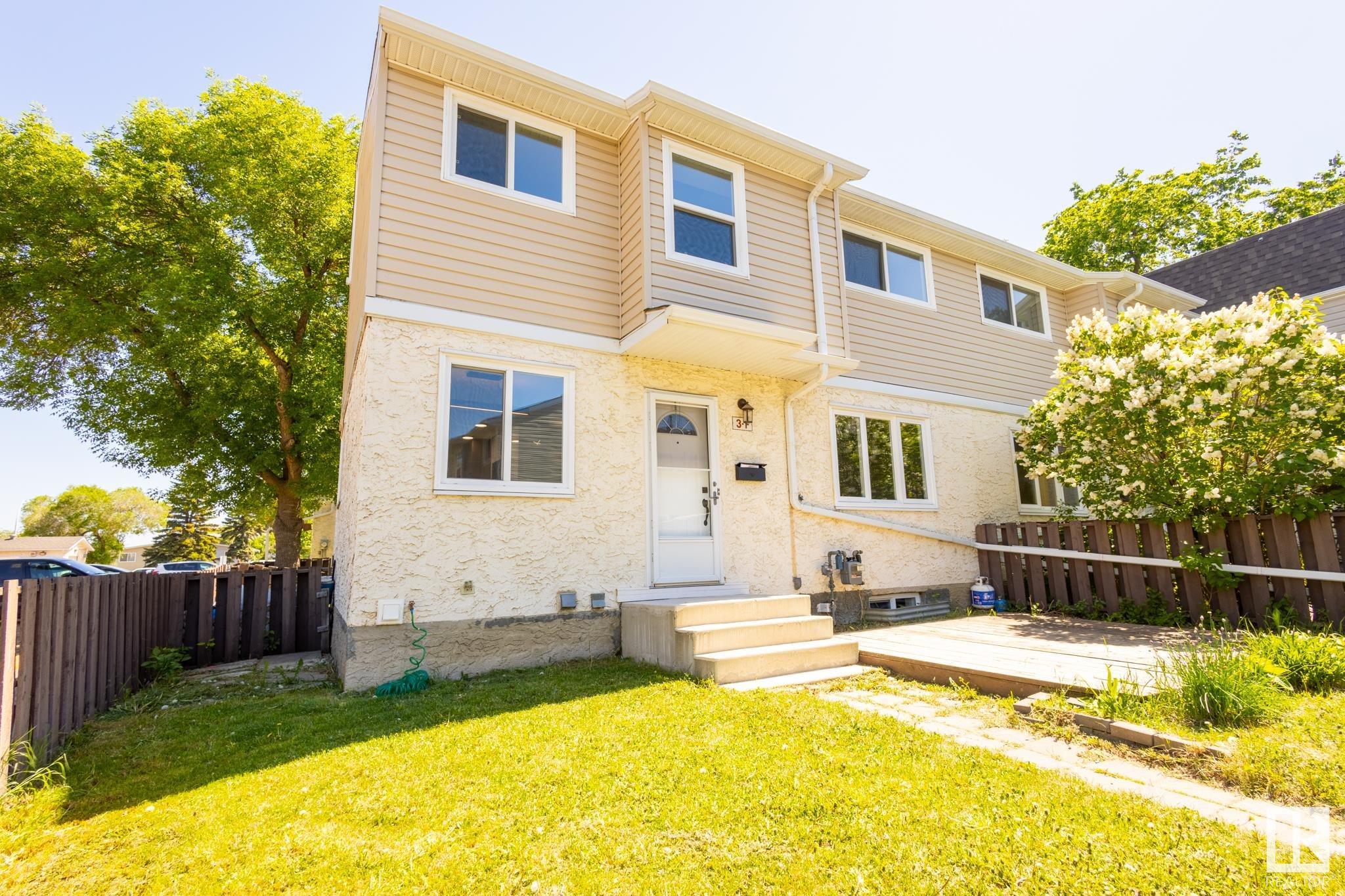 Property Photo: 3F Clareview Village NW AB T5A 3P2