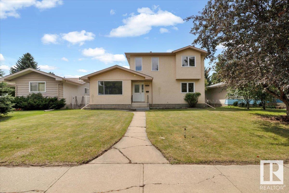 Property Photo:  11435 37A Avenue NW  AB T6J 0J6 