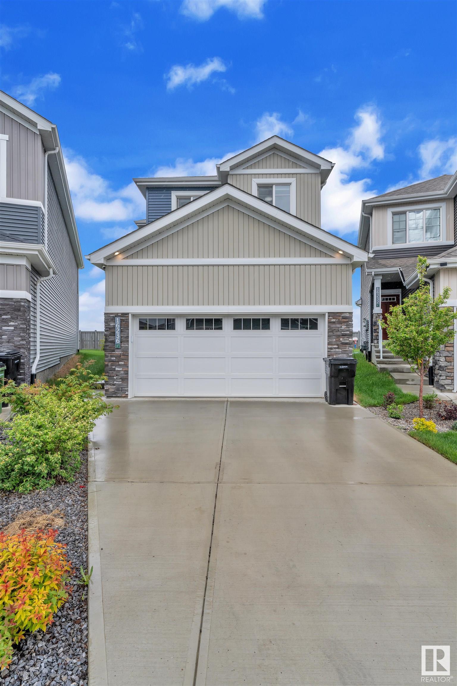 16236 31 Avenue SW  Edmonton AB T6W 4X2 photo