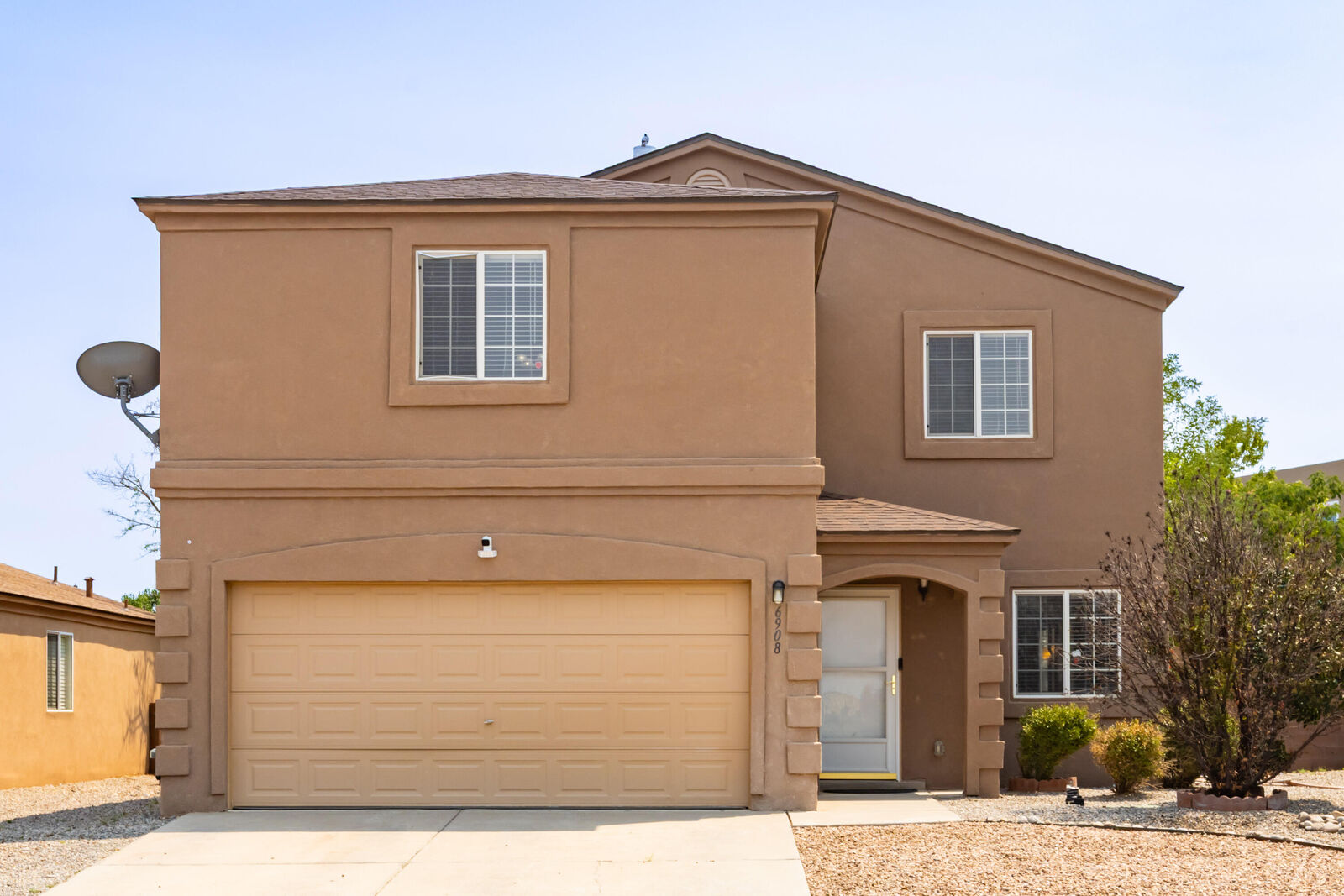 Property Photo: 6908 Paese Place NW NM 87114