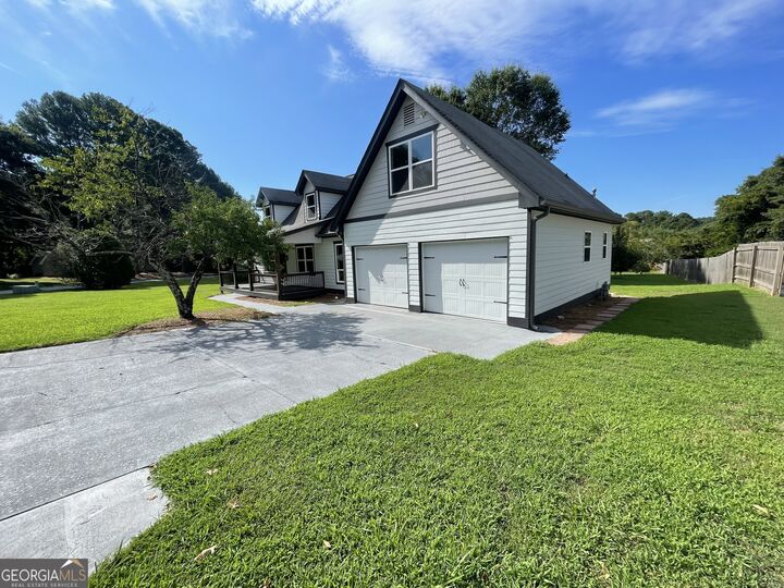 Property Photo: 2979 Overwoodd Lane SW GA 30078
