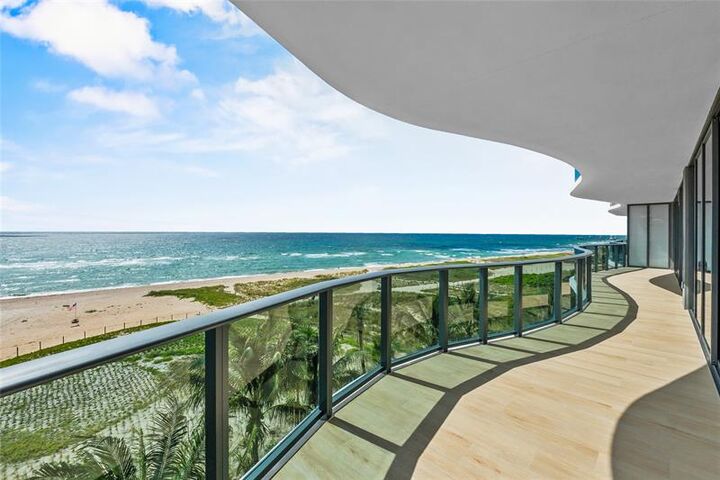 Property Photo: 900 N Ocean Blvd. 502 FL 33062