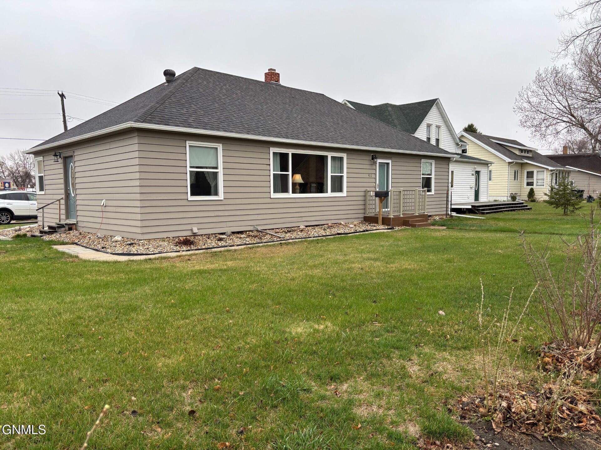 402 Brewster Street E  Harvey ND 58341 photo