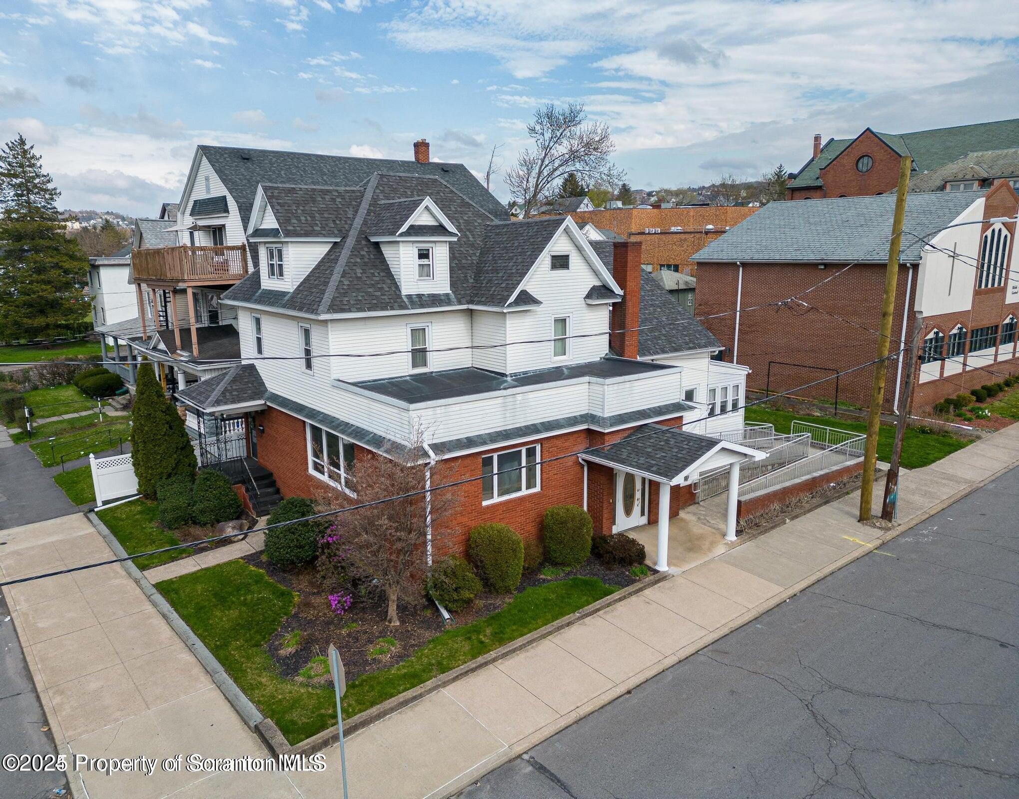 Property Photo: 1131 Pittston Avenue PA 18505