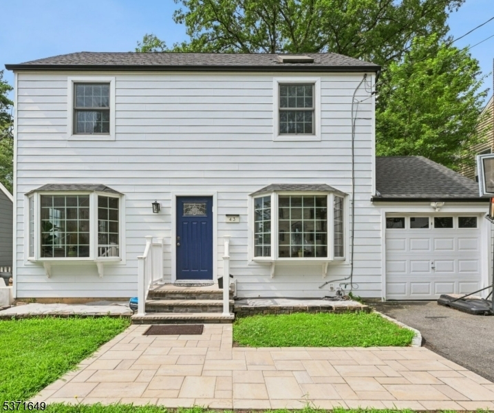 43 Amherst Pl  Livingston Twp. NJ 07039 photo