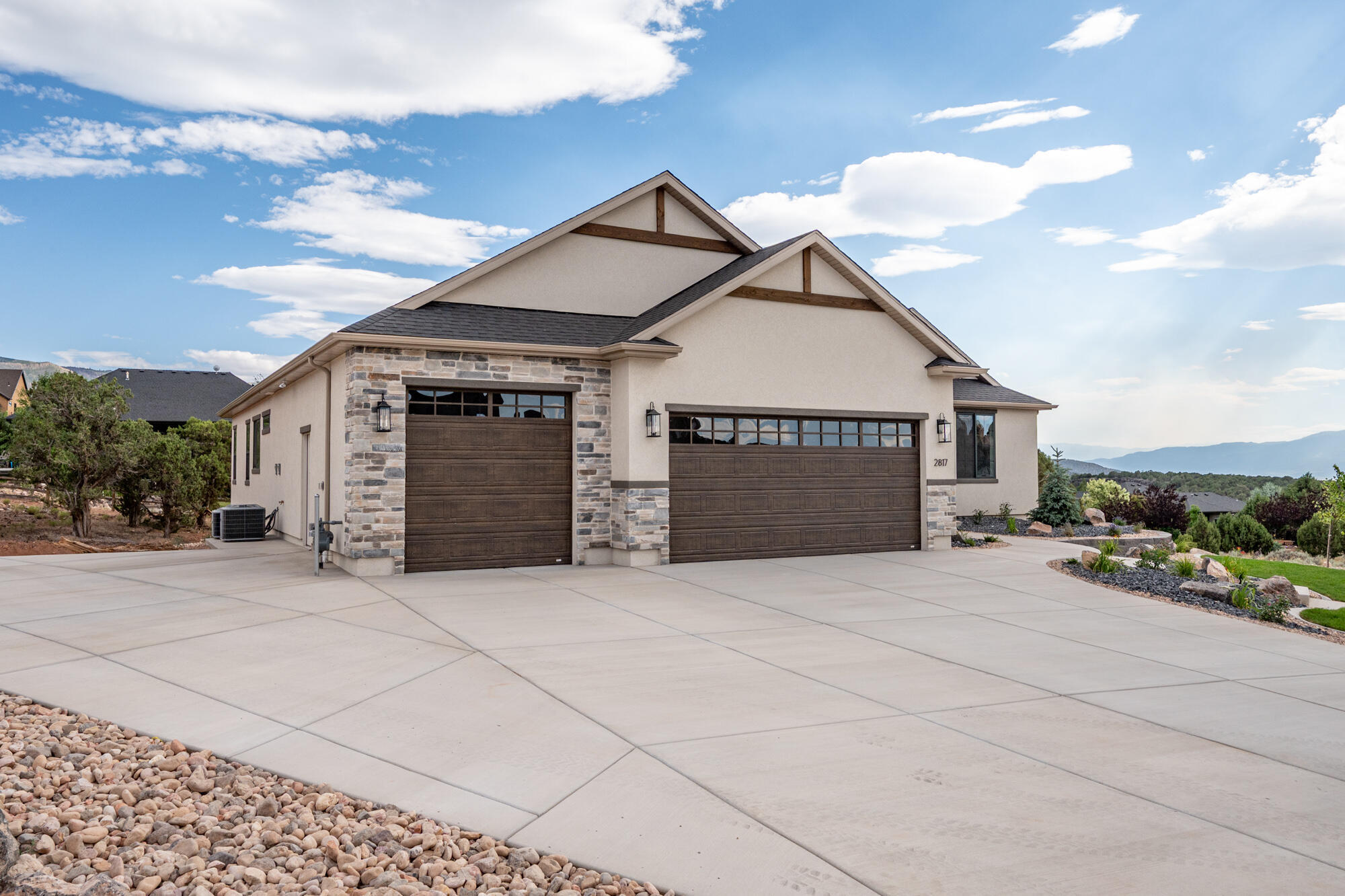 Property Photo: 2817 W Oak Springs Rd UT 84720
