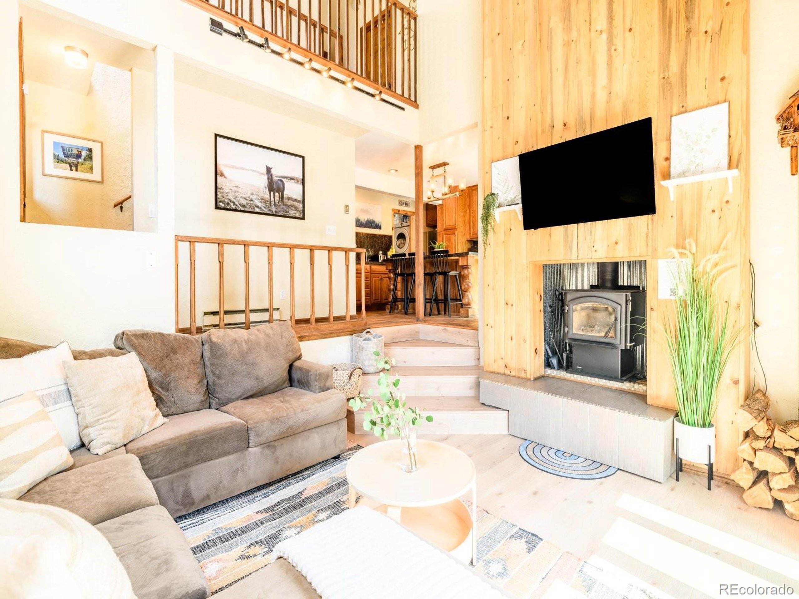Property Photo:  