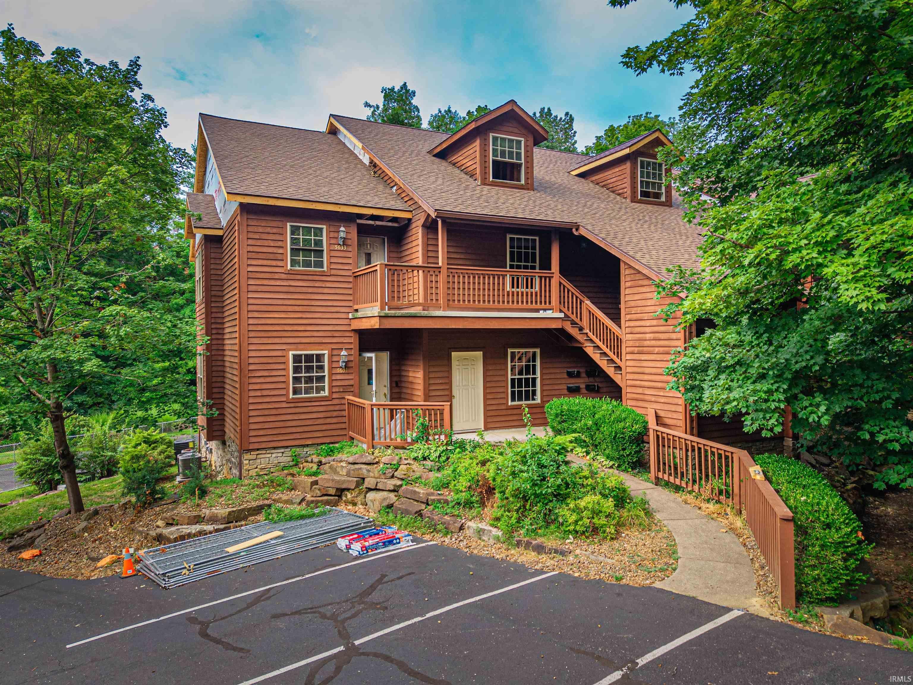 Property Photo:  5633 Forest Avenue  IN 47712 
