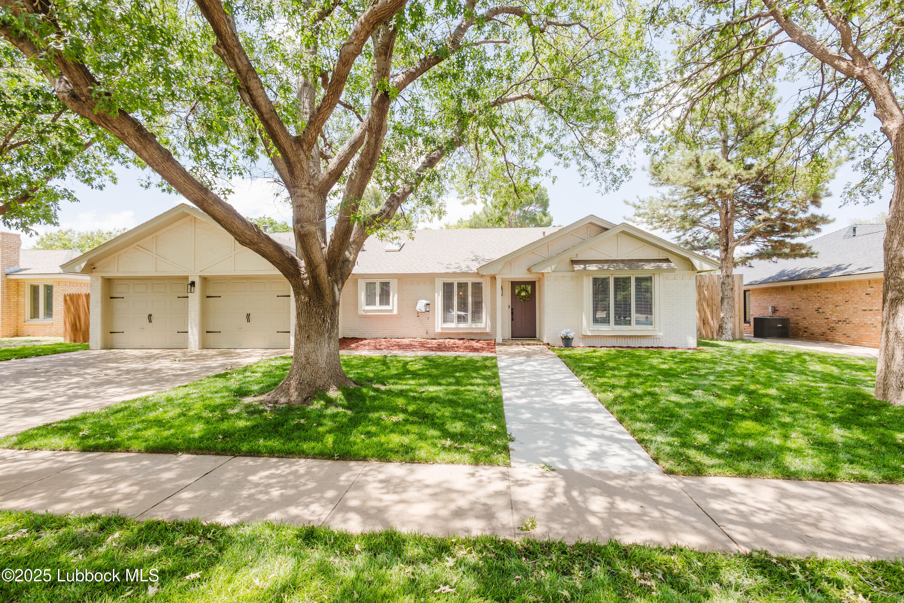 Property Photo:  5402 86th Street  TX 79424 