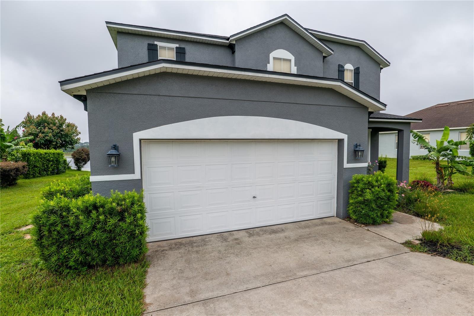Property Photo: 852 N Jacks Lake Road FL 34711