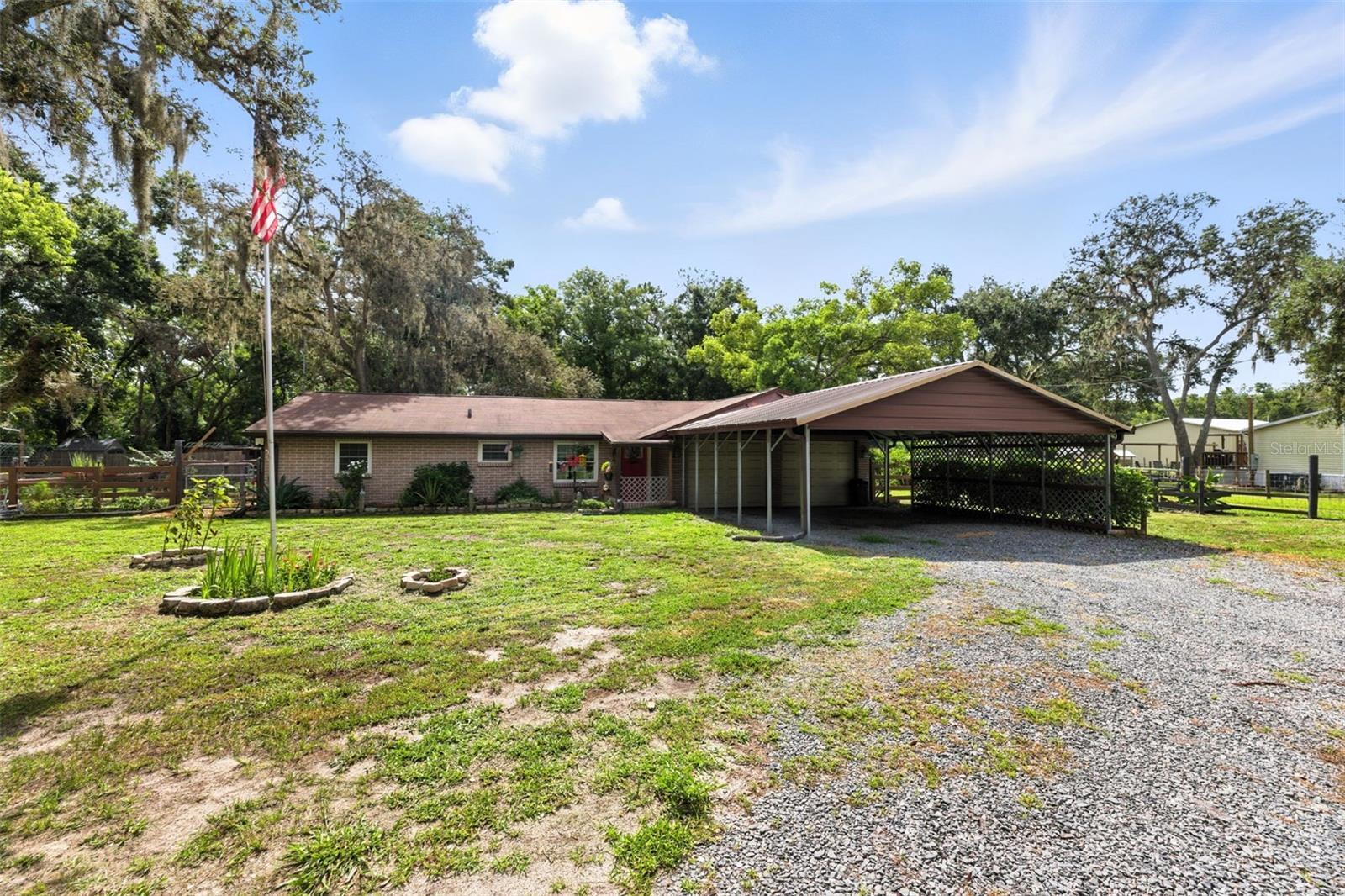 Property Photo: 4244 Ryals Road FL 33541