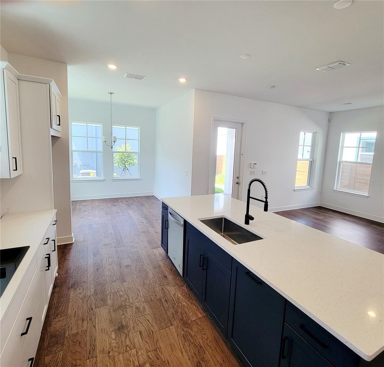 Property Photo: 10200 Dulbecco Street FL 32827