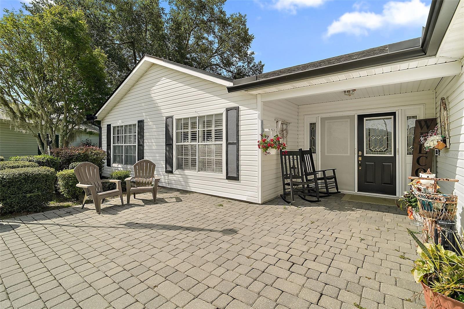 Property Photo: 25102 Meriweather Road FL 34748