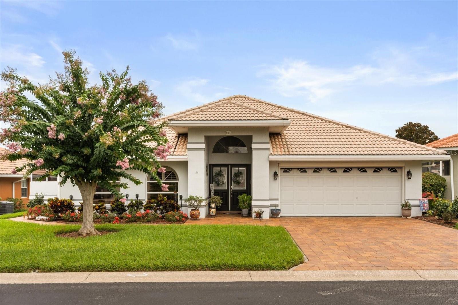 Property Photo: 103 Harbor Way FL 33823