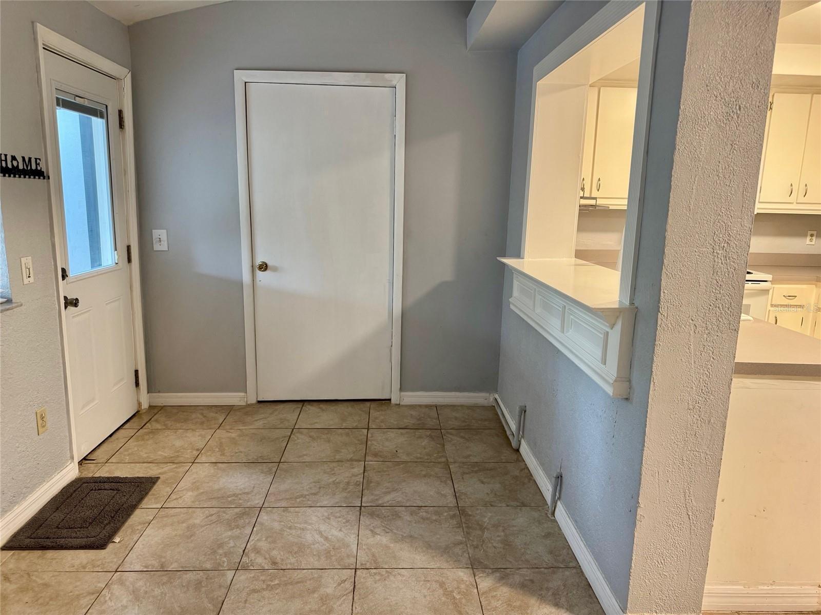 Property Photo: 14684 Pine Glen Circle FL 33559