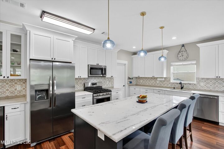 Property Photo:  119 Sea Oaks Boulevard  MS 39560 