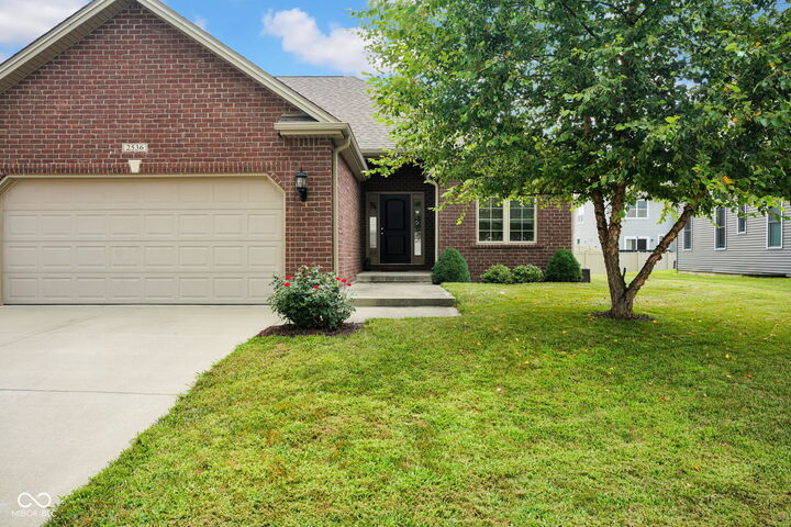 Property Photo:  2536 Daffodil Court E  IN 47201 
