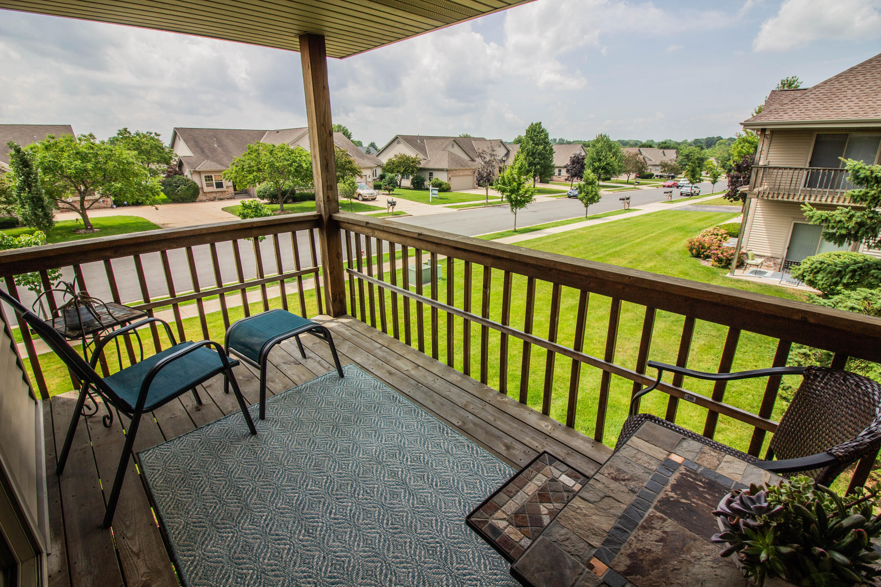 Property Photo: 2210 Seminole St WI 53024